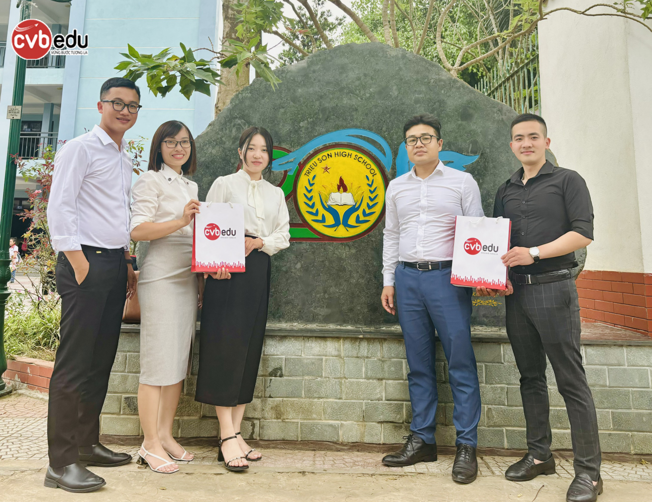 CVB Việt Nam - Công tác tại 04 trường THPT trên địa bàn tỉnh Thanh Hóa