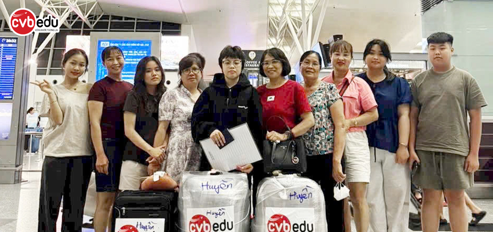 Tiễn 2 học viên cất cánh đến Đức theo ngành nhà hàng khách sạn và trợ lý nha khoa
